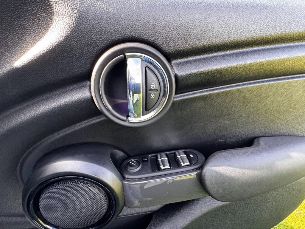 Used MINI Hatch 2019 for sale - 75973973: Photo 38