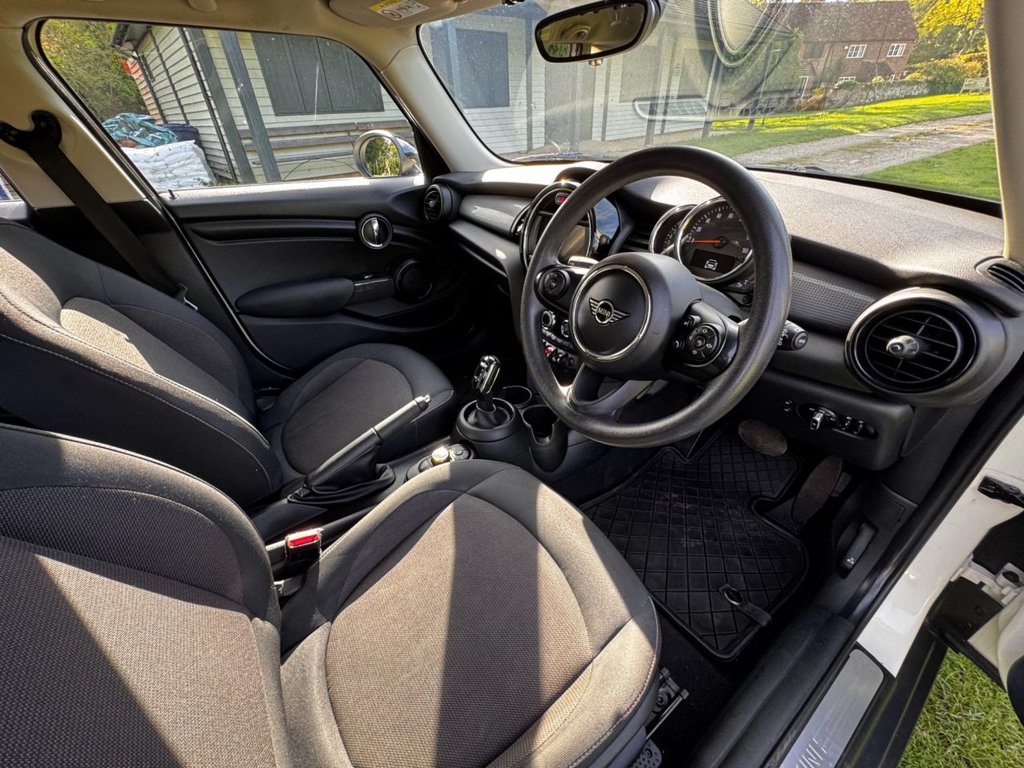 Used MINI Hatch 2019 for sale - 75973973: Photo 9