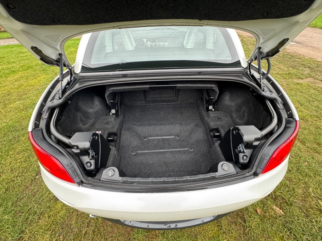 Used BMW Z4 2012 for sale - 77327981: Photo 13