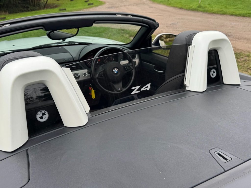 Used BMW Z4 2012 for sale - 77327981: Photo 41