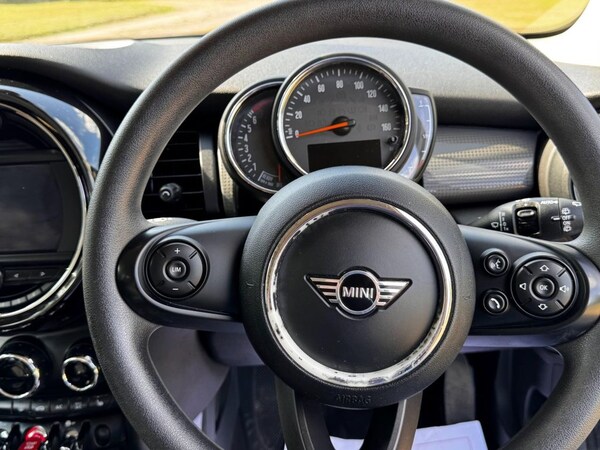 Used MINI Hatch 2019 for sale - 75597138: Photo 42