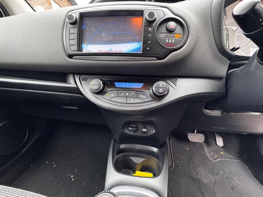 Used Toyota Yaris 2014 for sale - 76509445: Photo 10