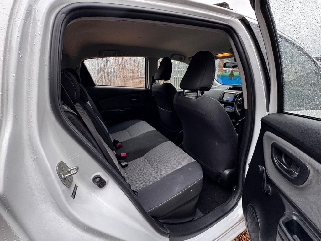 Used Toyota Yaris 2014 for sale - 76509445: Photo 13