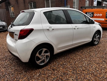 Used Toyota Yaris 2014 for sale - 76509445: Photo