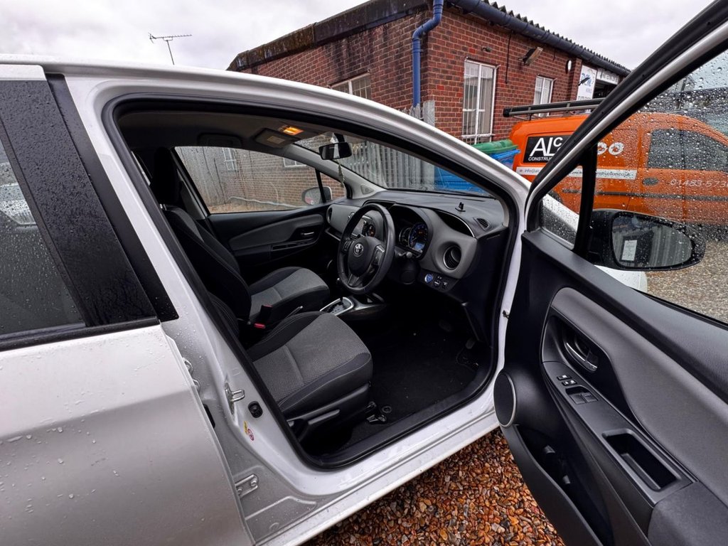 Used Toyota Yaris 2014 for sale - 76509445: Photo 5