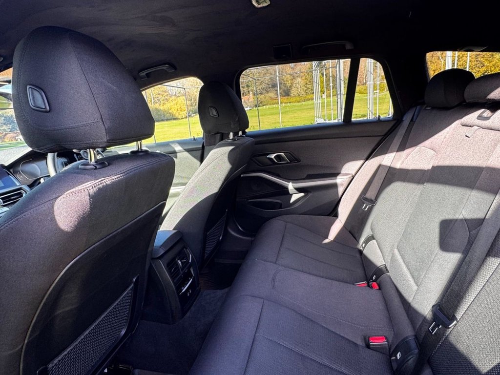 Used BMW 3 Series 2021 for sale - 77904897: Photo 36