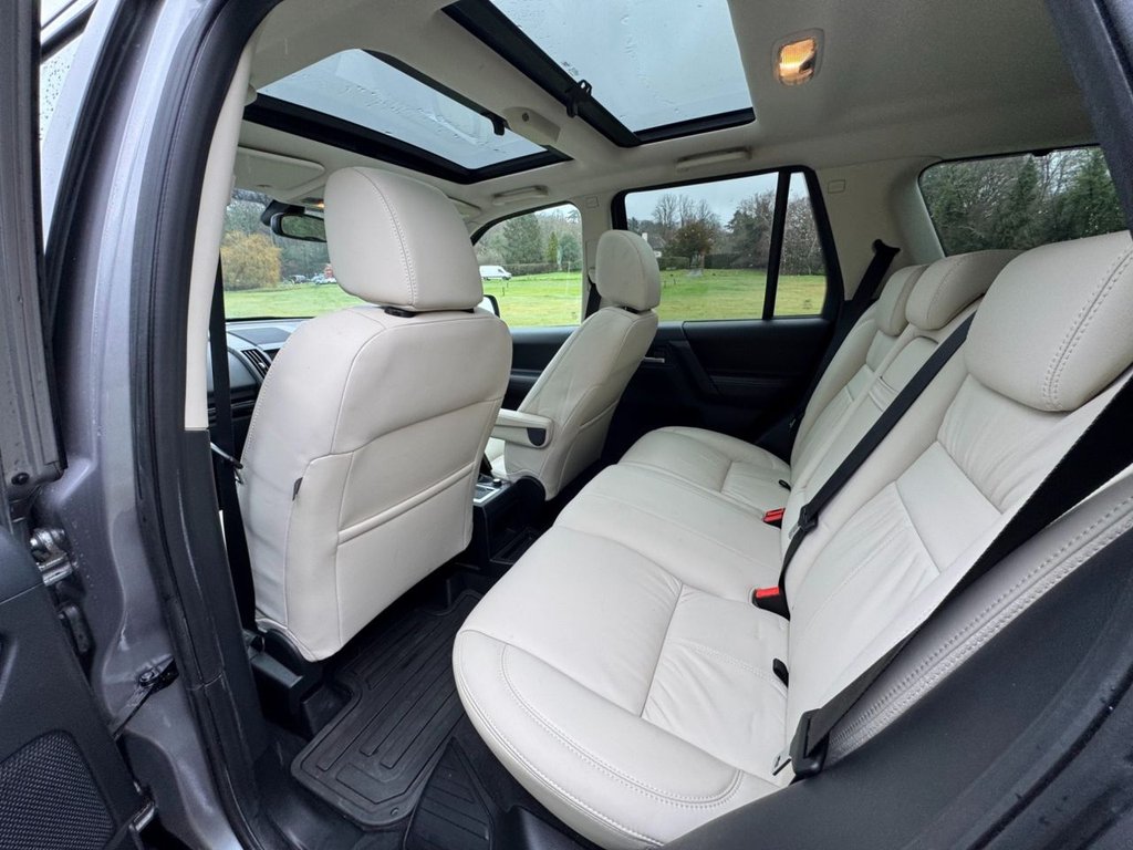 Used Land Rover Freelander 2012 for sale - 77558103: Photo 38