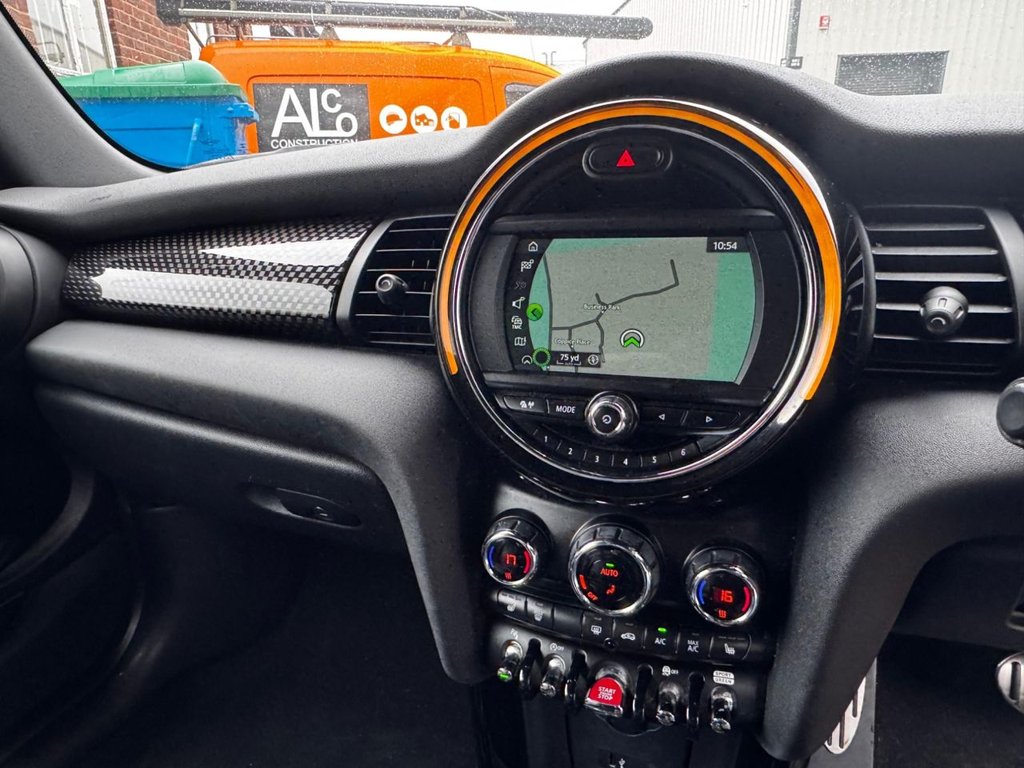 Used MINI Convertible 2019 for sale - 76345855: Photo 15