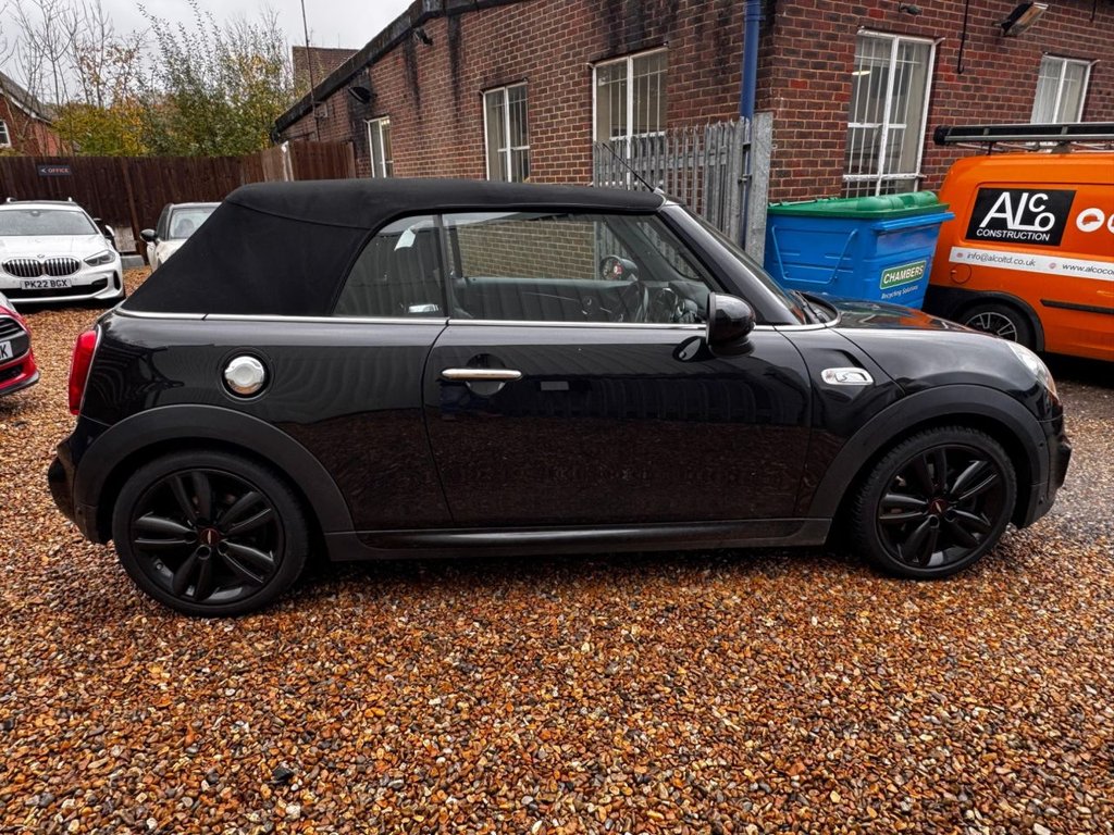Used MINI Convertible 2019 for sale - 76345855: Photo 8