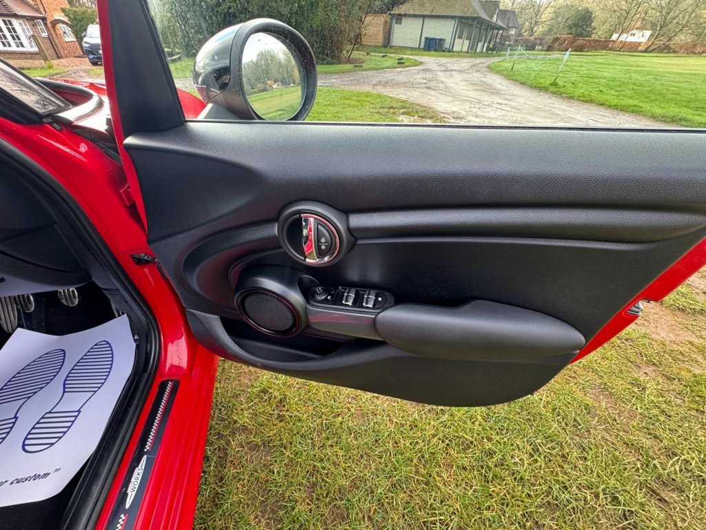 Used MINI Hatch 2019 for sale - 77153708: Photo 37