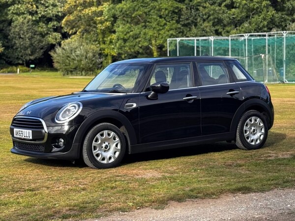 Used MINI Hatch 2019 for sale - 75666490: Photo 2