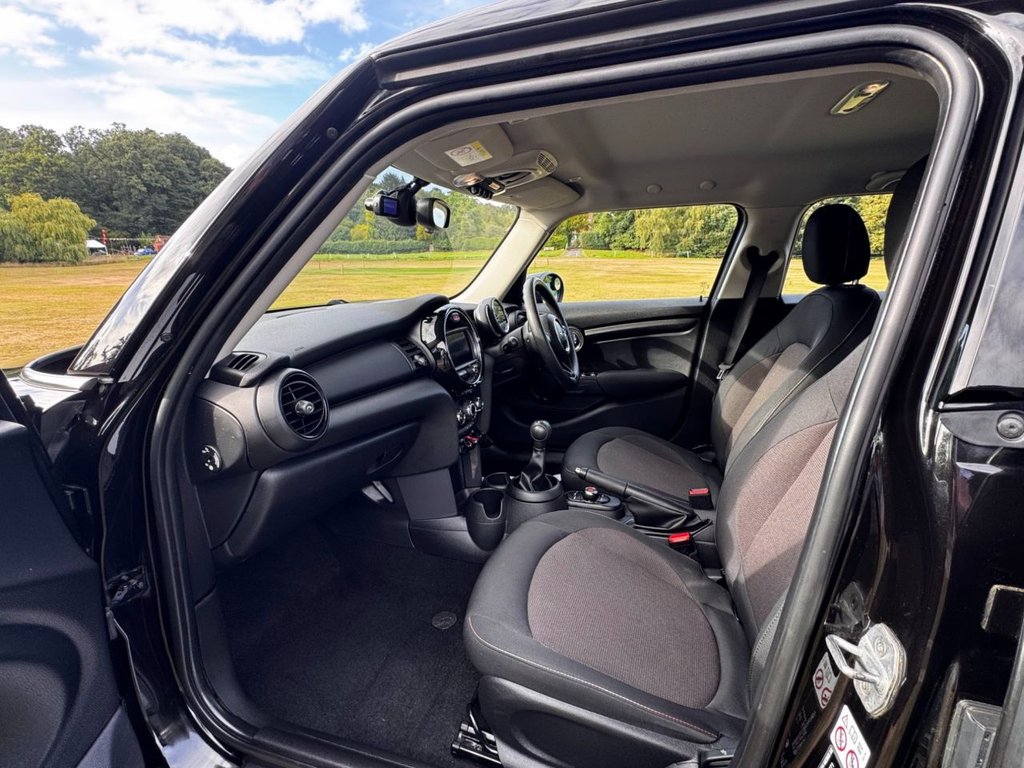 Used MINI Hatch 2019 for sale - 75666490: Photo 36