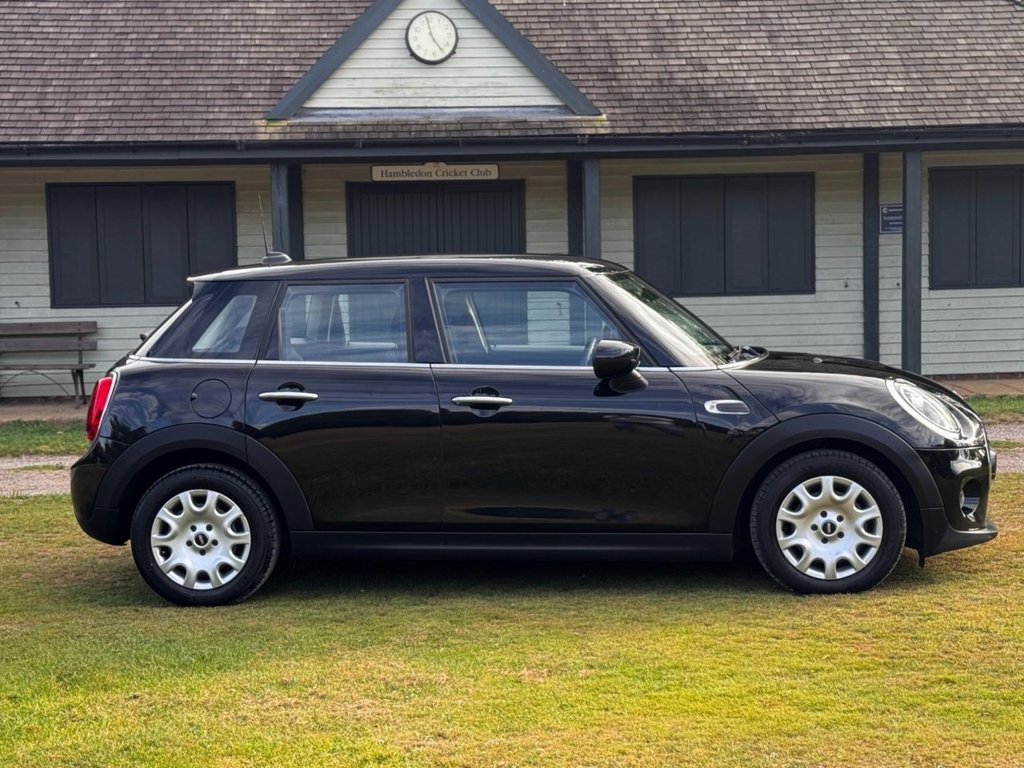 Used MINI Hatch 2019 for sale - 75666490: Photo 9