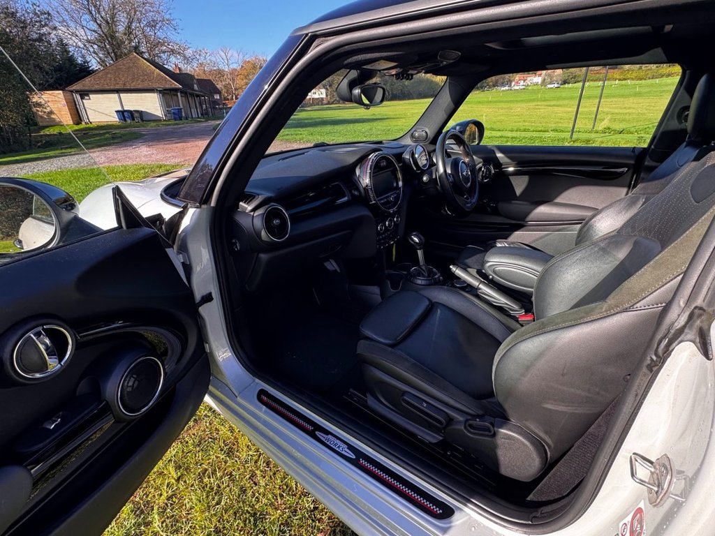 Used MINI Hatch 2017 for sale - 76481726: Photo 29