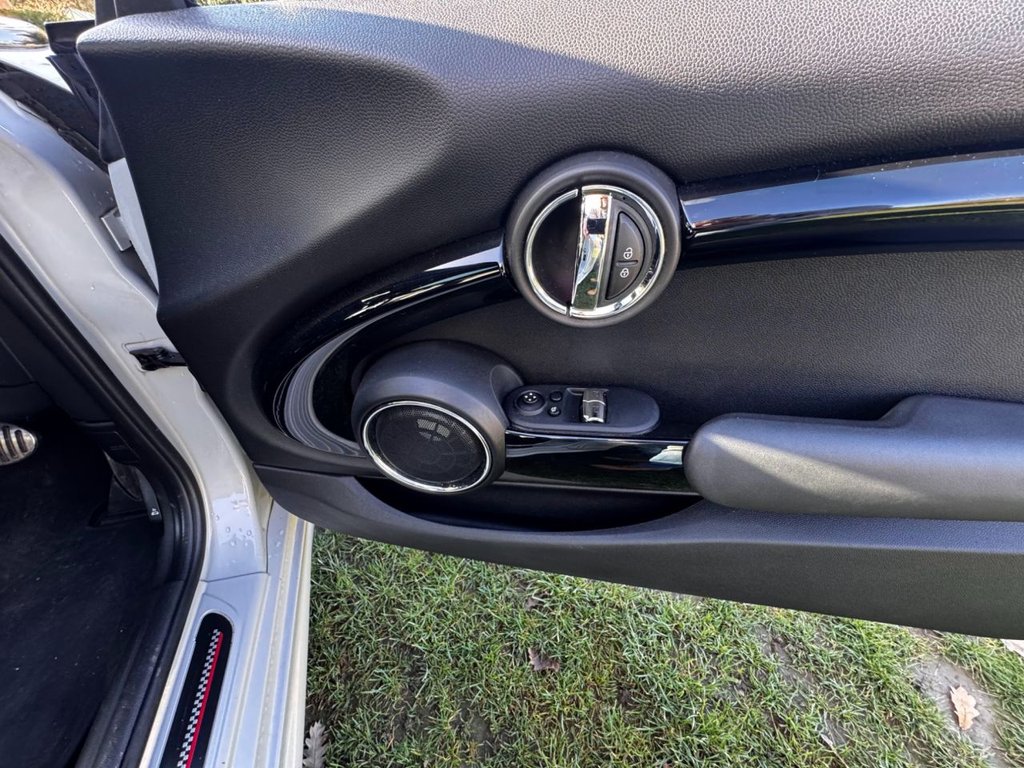 Used MINI Hatch 2017 for sale - 76481726: Photo 40