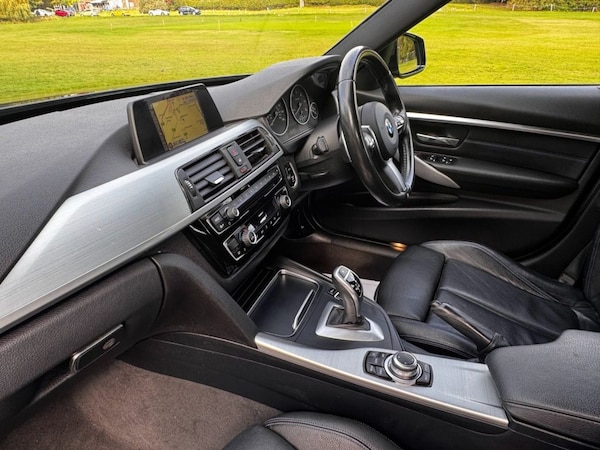 Used BMW 3 Series 2017 for sale - 76223147: Photo 30