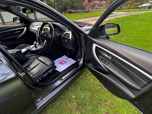 Used BMW 3 Series 2017 for sale - 76223147: Photo 35