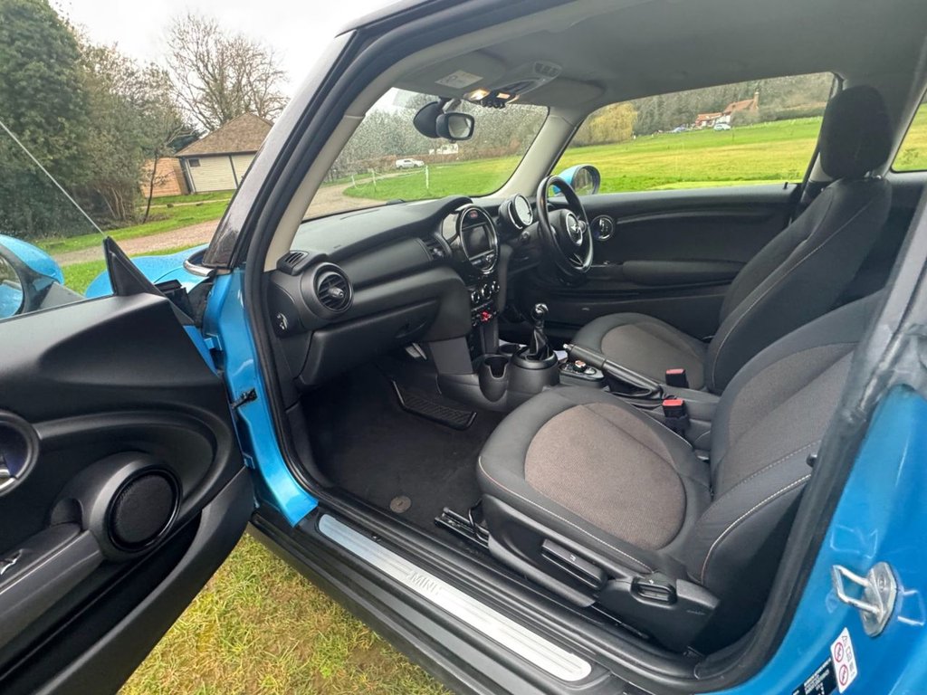 Used MINI Hatch 2018 for sale - 77693541: Photo 31