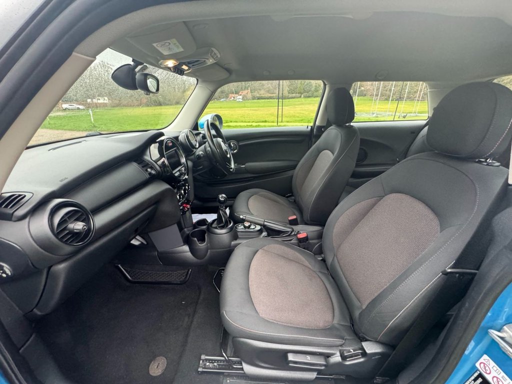 Used MINI Hatch 2018 for sale - 77693541: Photo 34