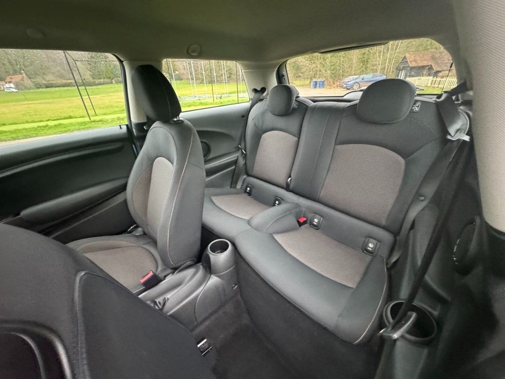 Used MINI Hatch 2018 for sale - 77693541: Photo 35