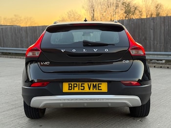 Used Volvo V40 2015 for sale - 78431812: Photo