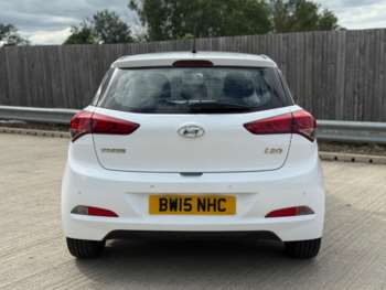 Used Hyundai i20 2015 for sale - 75058235: Photo