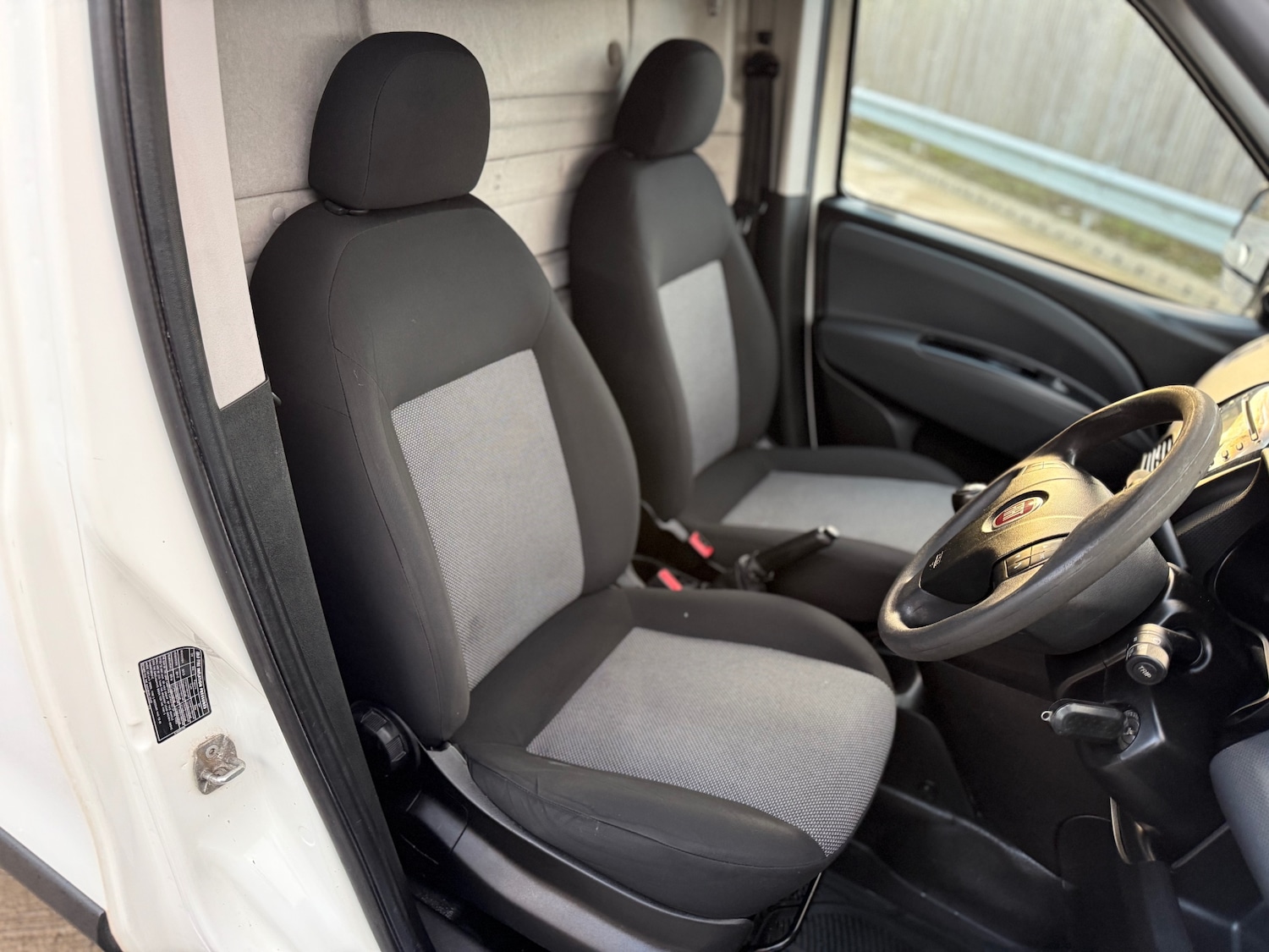 Used Fiat Doblo 2017 for sale - 77622590: Photo 12