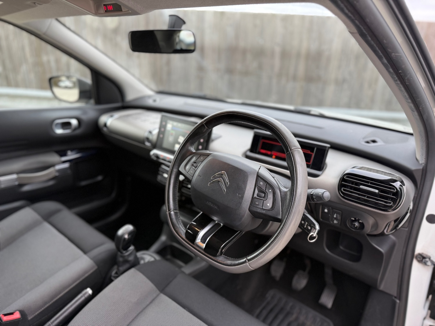 Used Citroen C4 Cactus 2015 for sale - 77049327: Photo 10