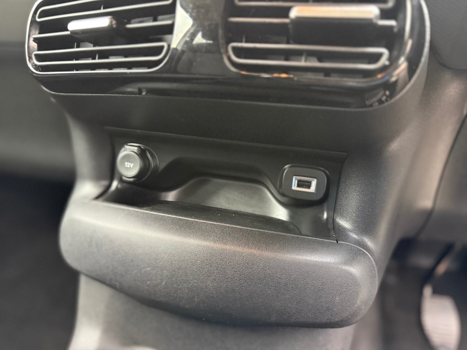 Used Citroen C4 Cactus 2015 for sale - 77049327: Photo 12