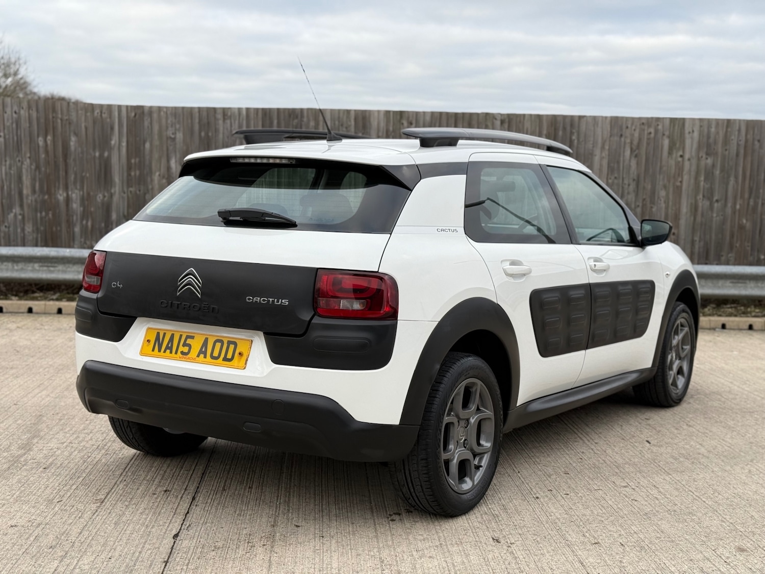 Used Citroen C4 Cactus 2015 for sale - 77049327: Photo 5