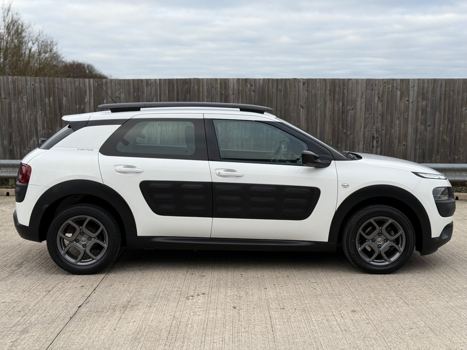 Used Citroen C4 Cactus 2015 for sale - 77049327: Photo 6