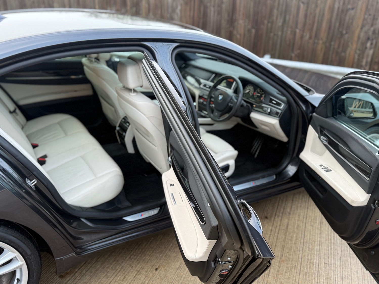 Used BMW 7 Series 2014 for sale - 77357476: Photo 11