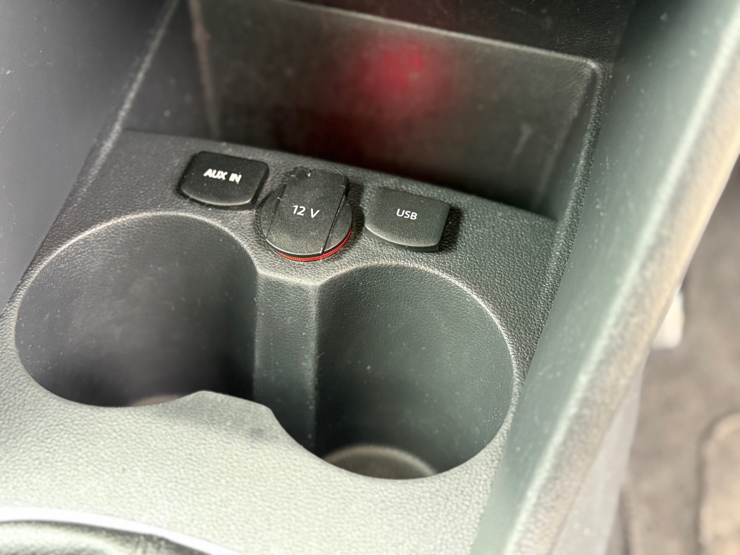 Used Volkswagen Polo 2015 for sale - 77954425: Photo 14