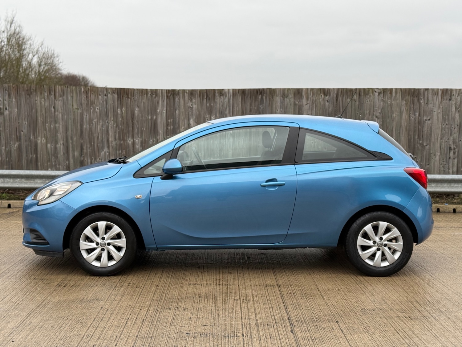 Used Vauxhall Corsa 2019 for sale - 77328916: Photo 2