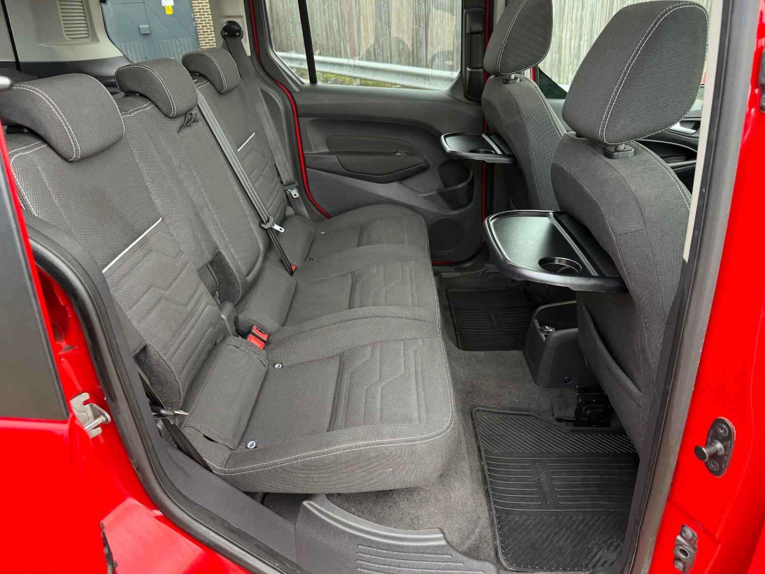 Used Ford Tourneo Connect 2015 for sale - 76334878: Photo 10