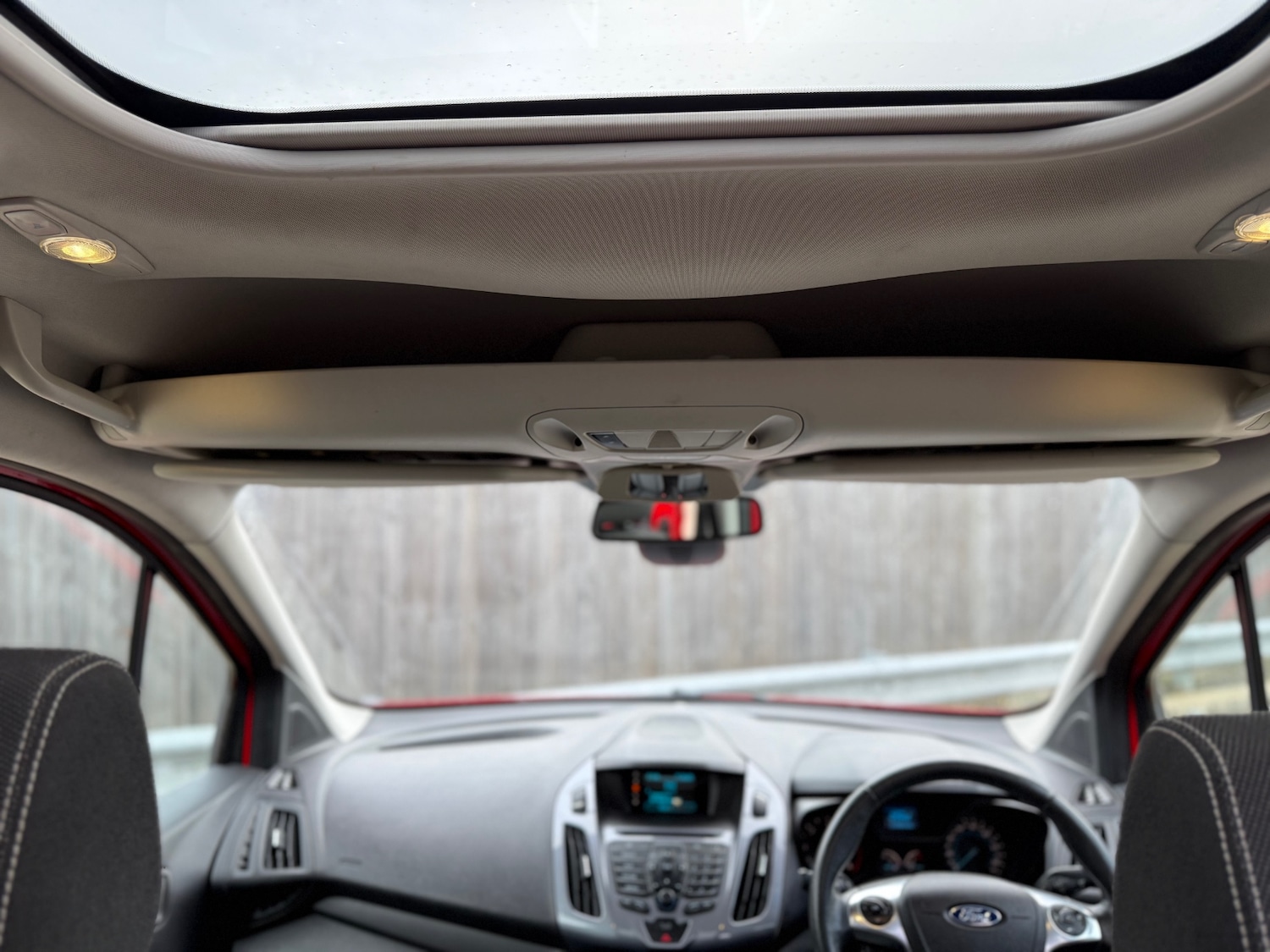 Used Ford Tourneo Connect 2015 for sale - 76334878: Photo 13