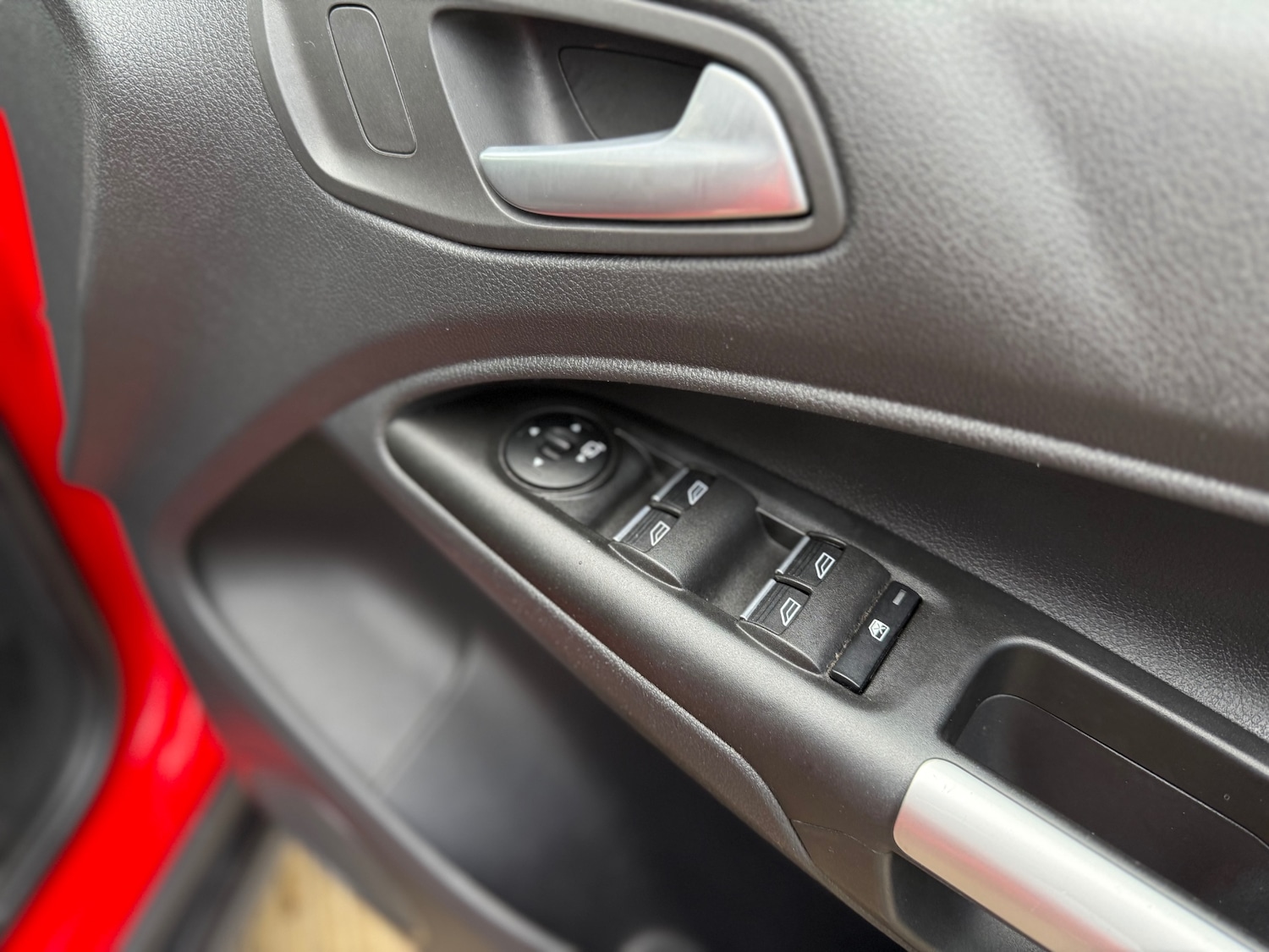 Used Ford Tourneo Connect 2015 for sale - 76334878: Photo 17