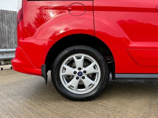Used Ford Tourneo Connect 2015 for sale - 76334878: Photo 23