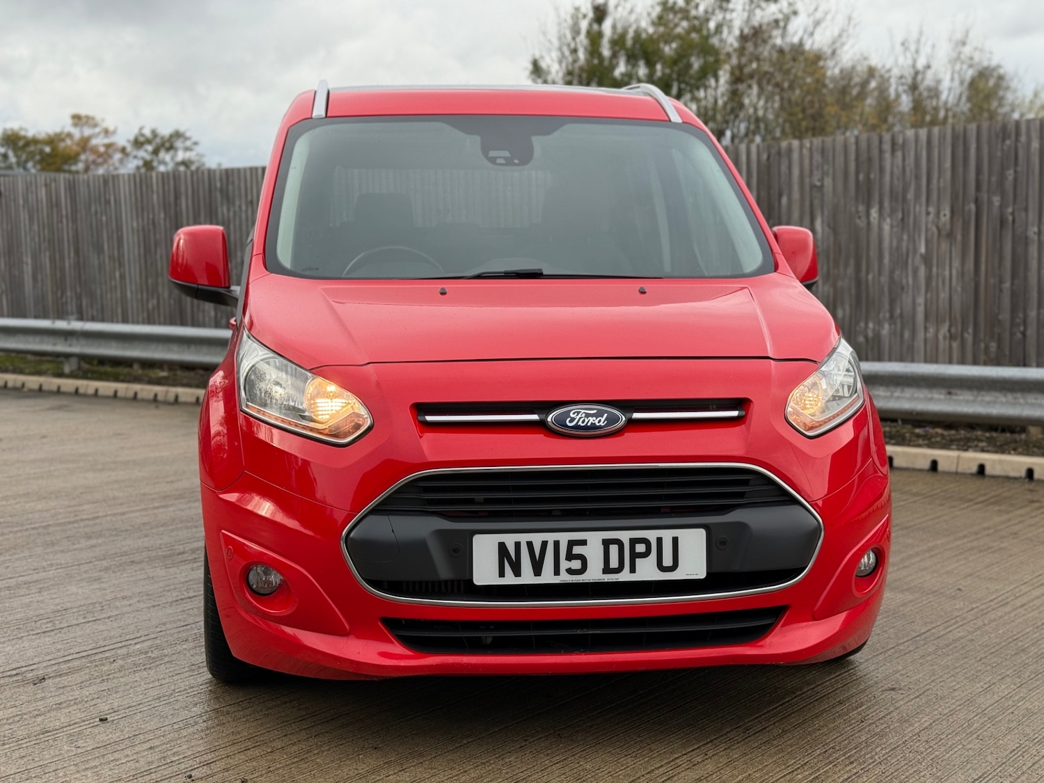 Used Ford Tourneo Connect 2015 for sale - 76334878: Photo 8