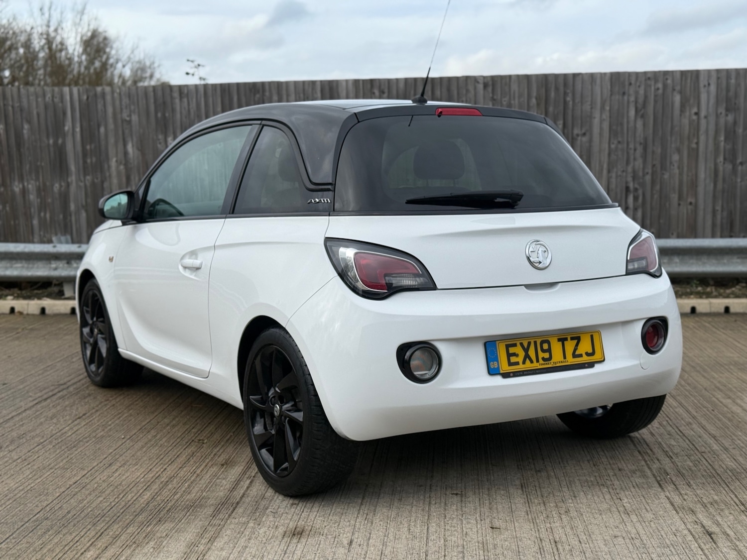 Used Vauxhall ADAM 2019 for sale - 76428445: Photo 3
