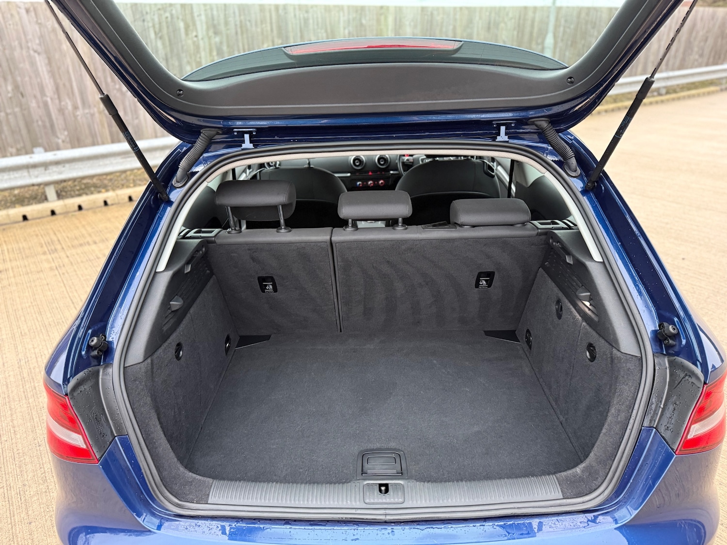 Used Audi A3 2016 for sale - 77329007: Photo 13