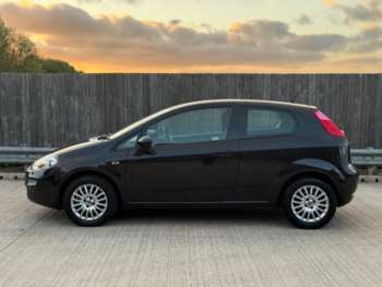 Used Fiat Punto 2014 for sale - 74677930: Photo