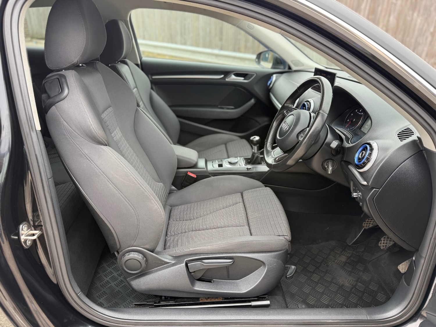 Used Audi A3 2015 for sale - 77991921: Photo 9