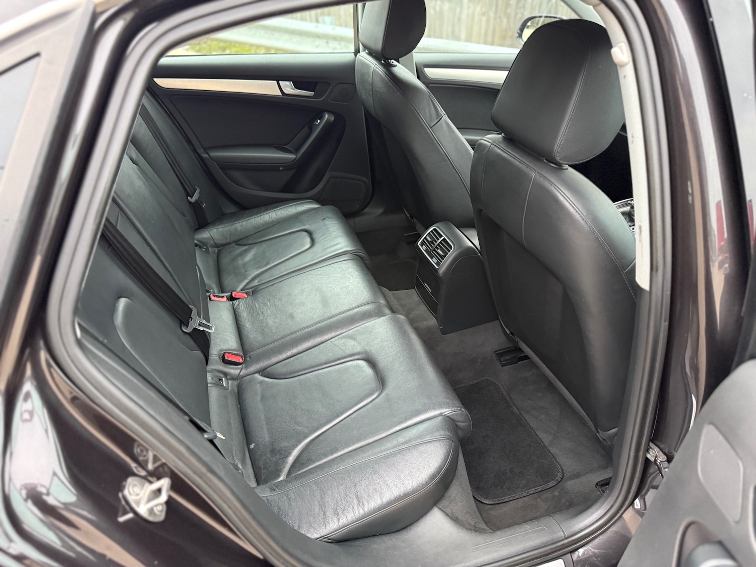 Used Audi A4 2014 for sale - 77028317: Photo 10