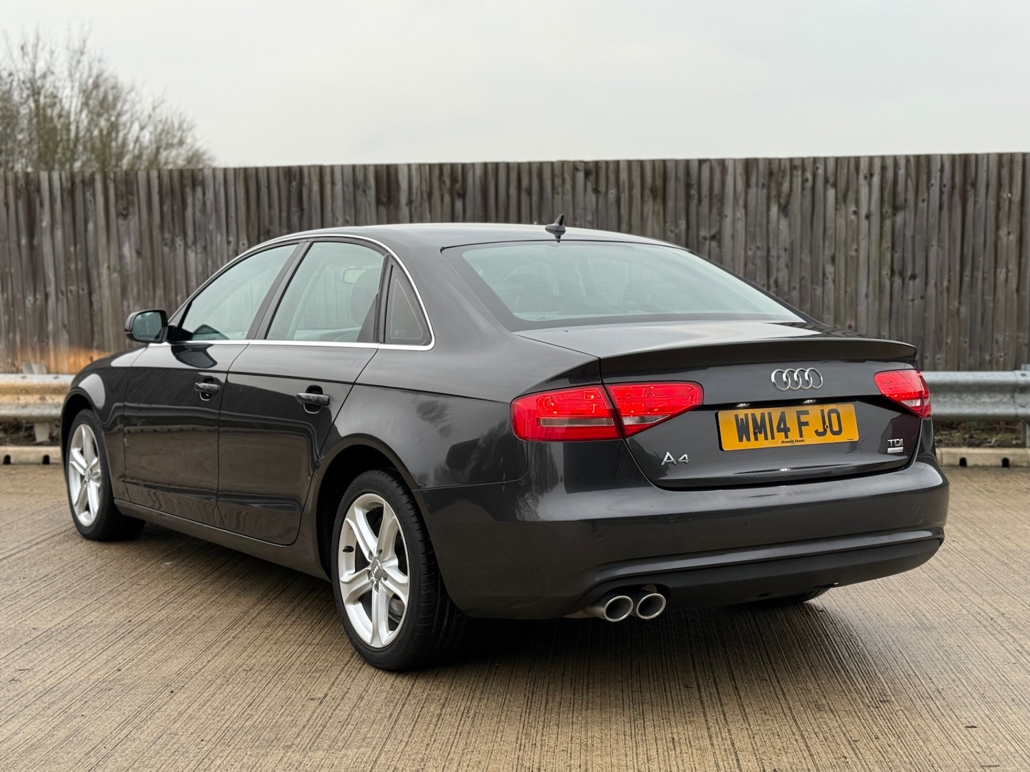 Used Audi A4 2014 for sale - 77028317: Photo 3