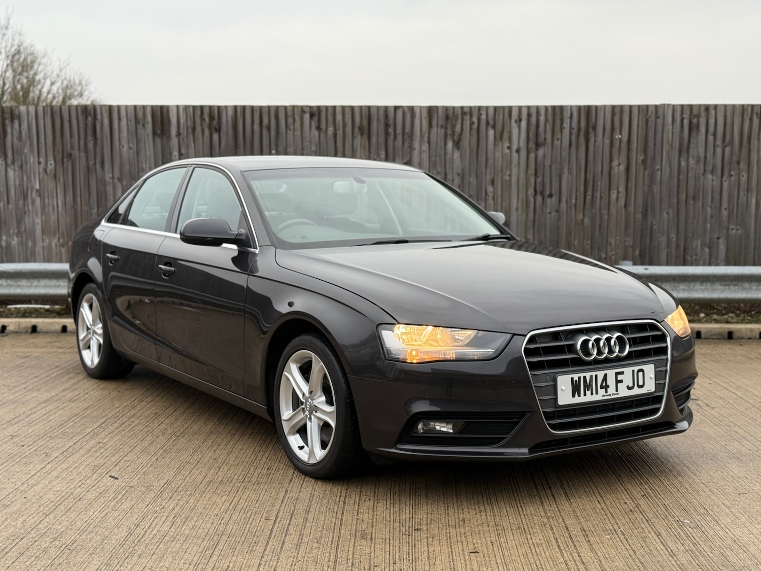 Used Audi A4 2014 for sale - 77028317: Photo 7