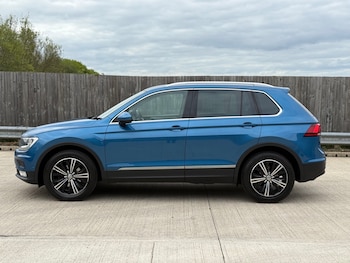 Used Volkswagen Tiguan 2017 for sale - 79486245: Photo