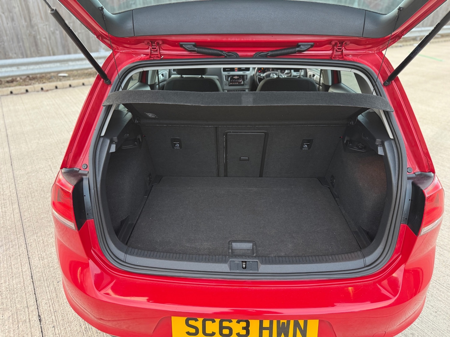 Used Volkswagen Golf 2014 for sale - 78070732: Photo 16