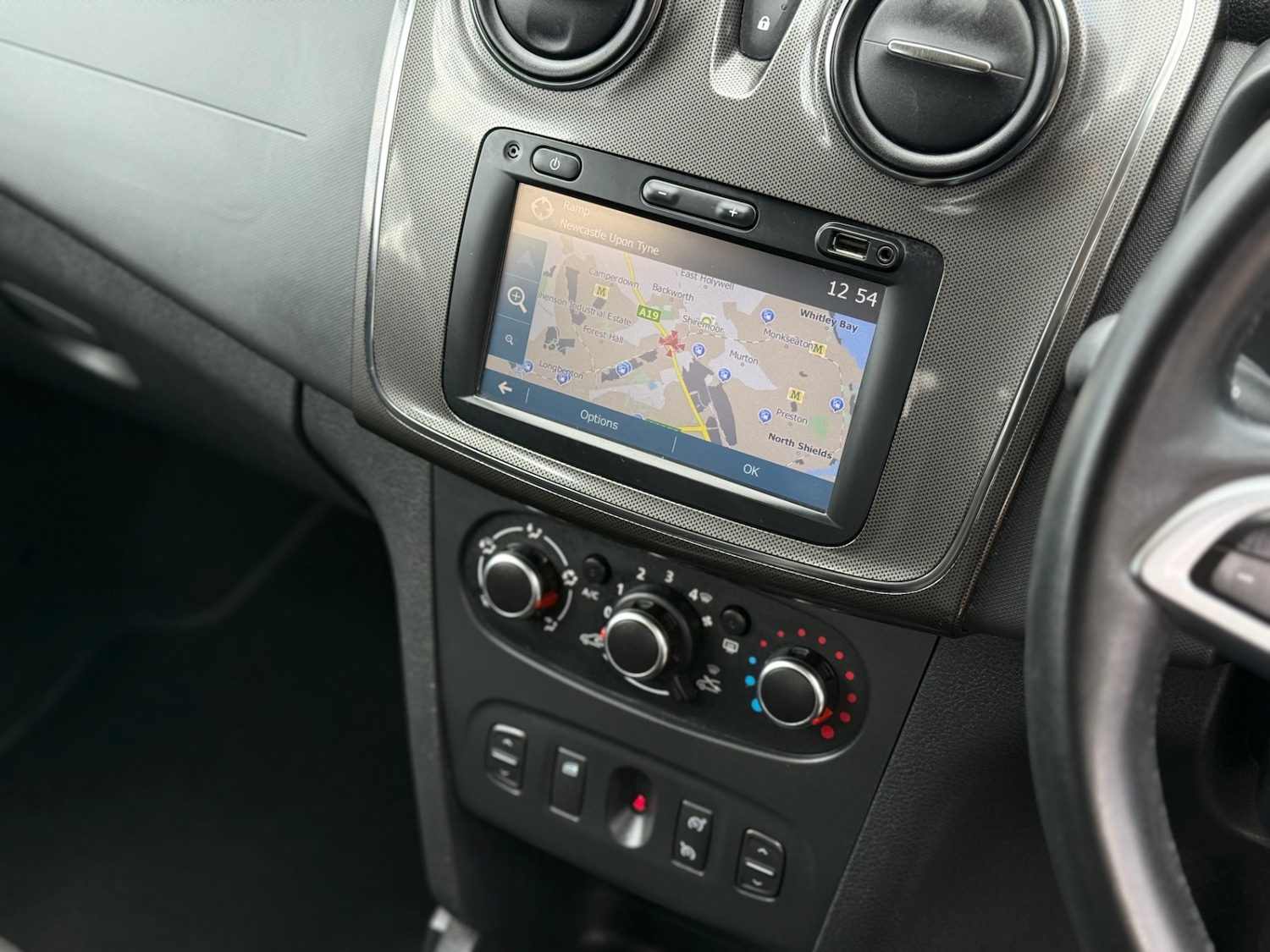 Used Dacia Sandero Stepway 2017 for sale - 77837288: Photo 12