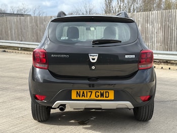 Used Dacia Sandero Stepway 2017 for sale - 77837288: Photo